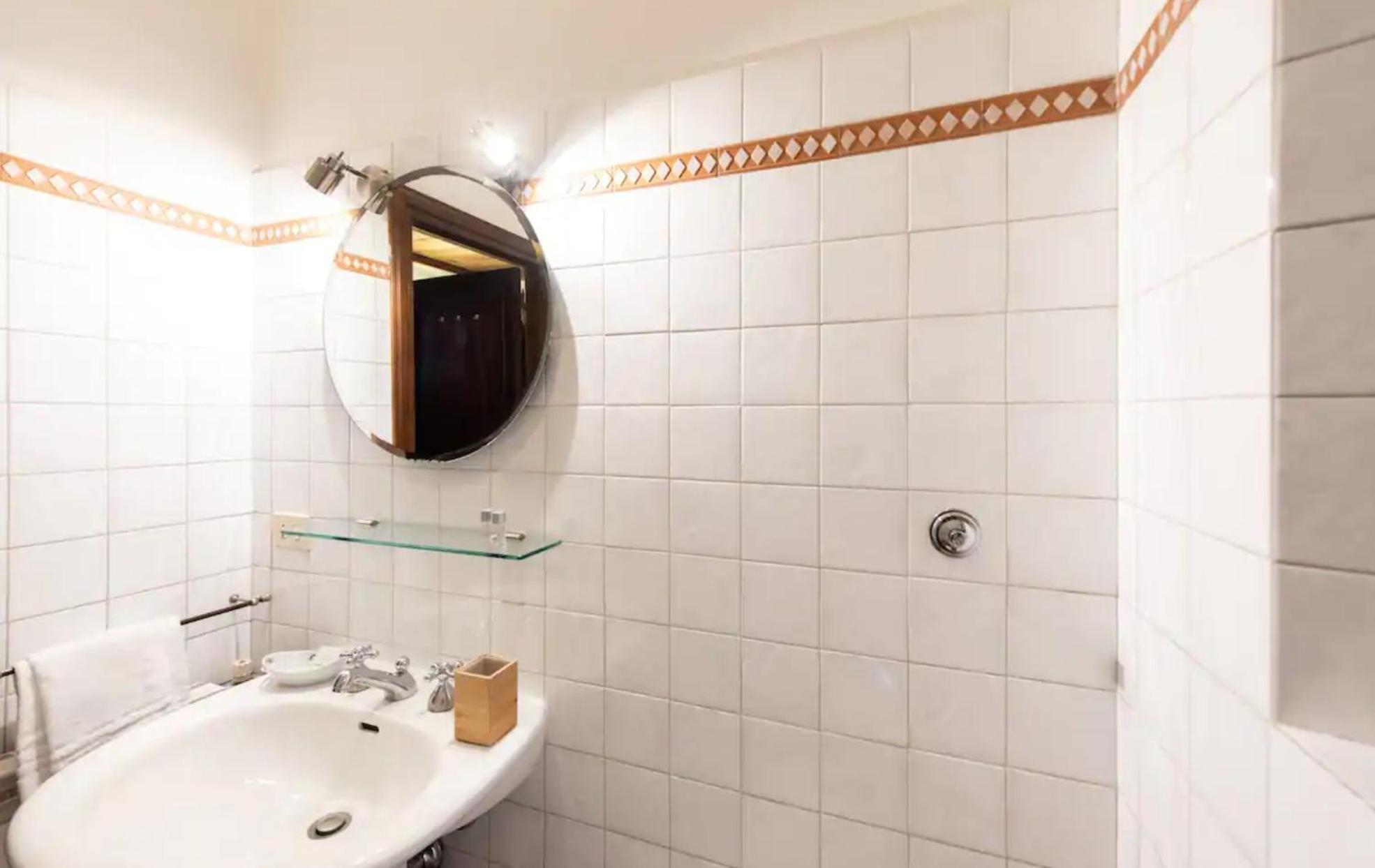 Secret Place In The Heart Of Ancient Trastevere * Rom