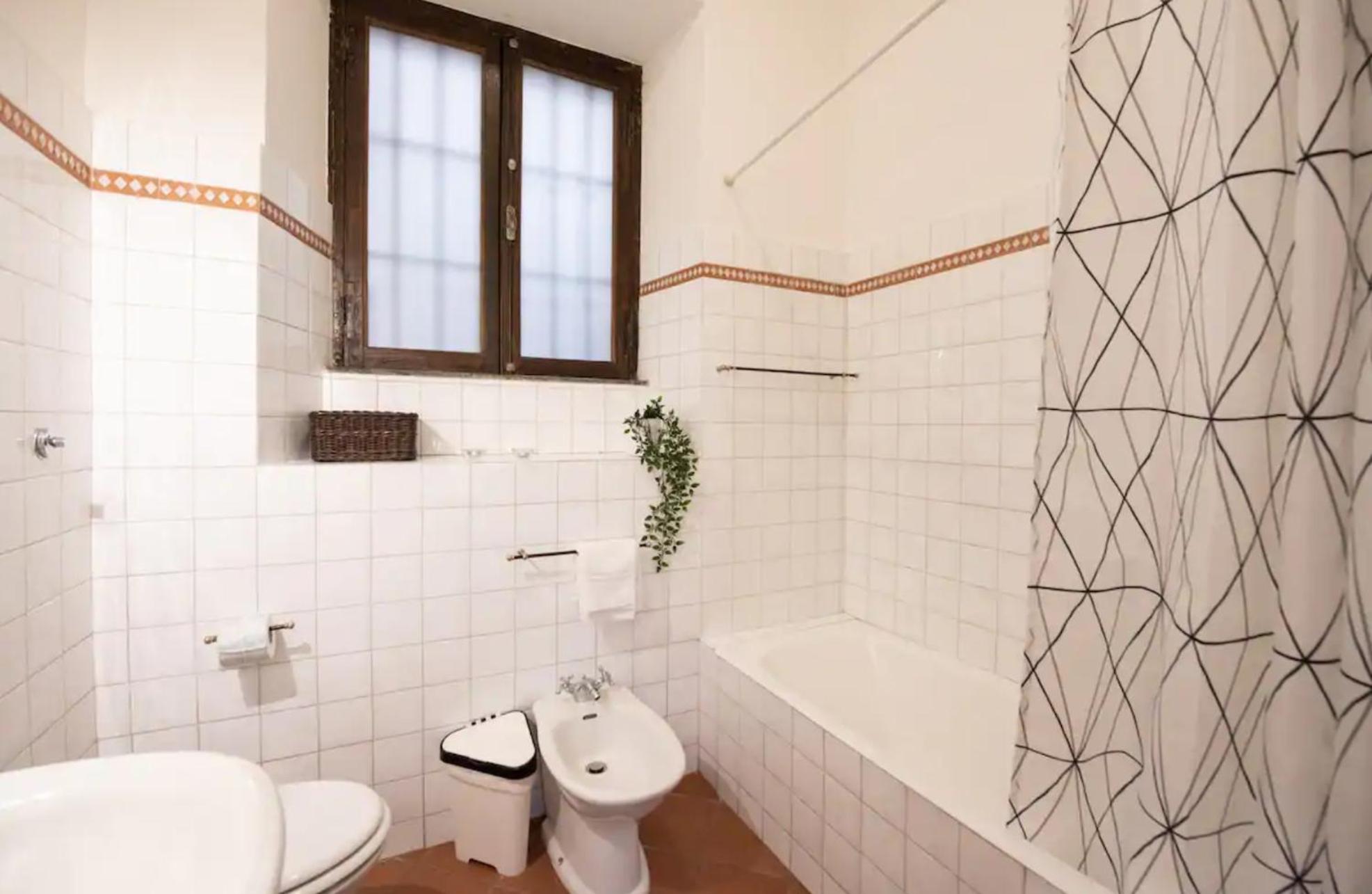 Secret Place In The Heart Of Ancient Trastevere Apartment