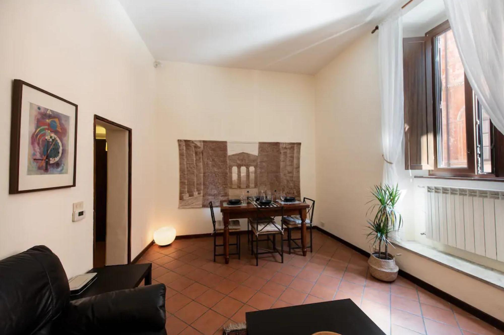 Secret Place In The Heart Of Ancient Trastevere Rom